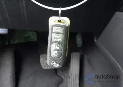 2017 Toyota Yaris Ia из США, поврежденный, VIN 3MYDLBYV8HY153524